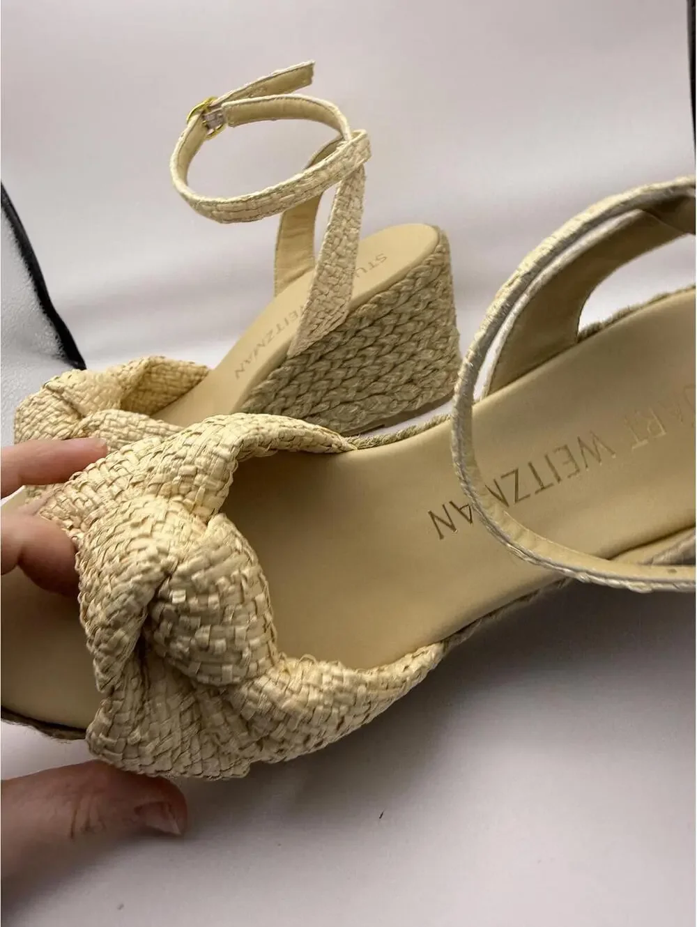 Stuart Weitzman Playa Espa Knot Wedge Sandals Wheat/Natural Size 9.5B - Picture 9 of 14